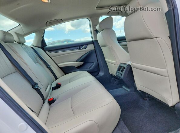 1HGCV1F58MA069611 2021 HONDA ACCORD White Вид задніх сидінь