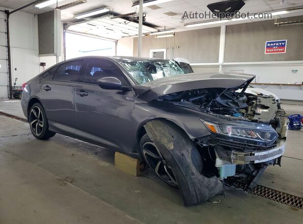 1HGCV2E35JA003339 2018 HONDA ACCORD Серебряный Передняя правая четверть