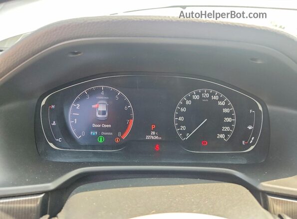 1HGCV2F31JA800704 2018 HONDA ACCORD Silver Սարքավորումների վահանակի տեսք