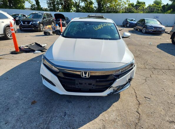 1HGCV2F33JA051405 2018 HONDA ACCORD White Vista frontal