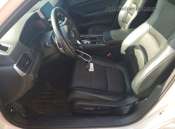 1HGCV2F34JA027694 2018 HONDA ACCORD White Widok wnętrza z przodu