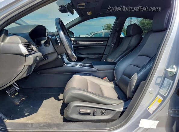 1HGCV2F38MA022583 2021 HONDA ACCORD Silver Вид салону спереду
