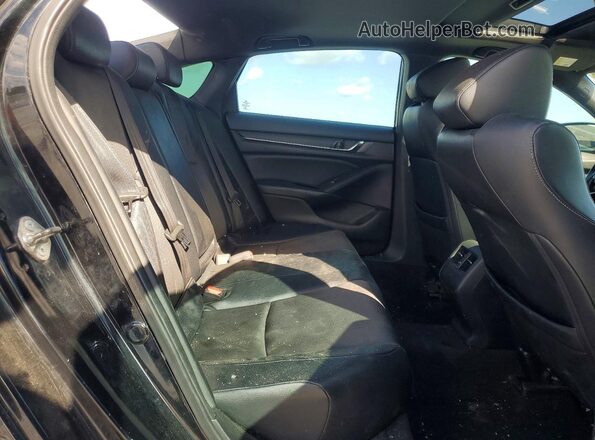 1HGCV2F39JA013533 2018 HONDA ACCORD Black Vista de los asientos traseros