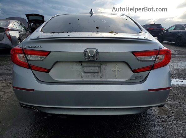 1HGCV2F3XJA024427 2018 HONDA ACCORD Silver Հետևի տեսք