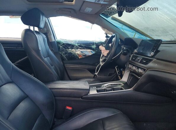 1HGCV2F90JA041046 2018 HONDA ACCORD White Front interior view