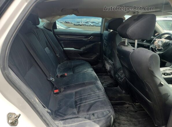 1HGCV2F98JA801143 2018 HONDA ACCORD Белый Вид задних сидений