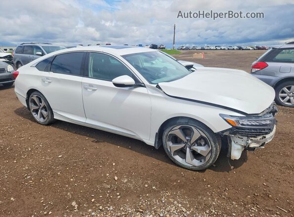 1HGCV2F98JA801143 2018 HONDA ACCORD Белый Передняя правая четверть