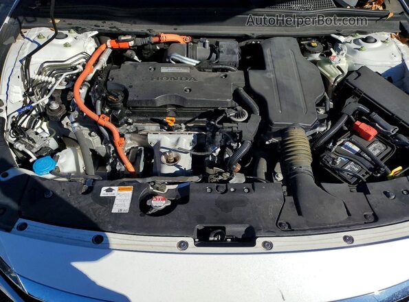 1HGCV3F18KA015828 2019 HONDA ACCORD White უკანა სალონის ხედი