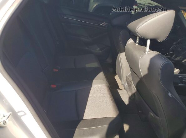1HGCV3F23NA011814 2022 HONDA ACCORD White Vista de los asientos traseros