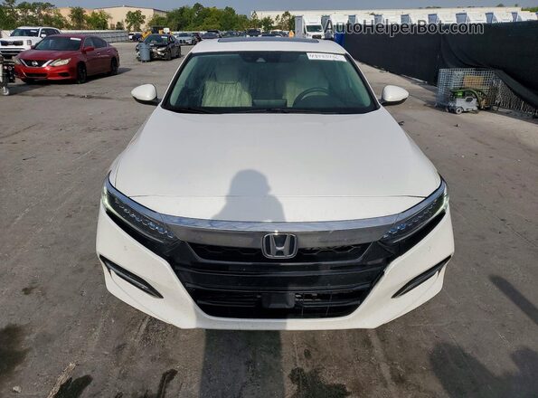 1HGCV3F94KA018330 2019 HONDA ACCORD White Вид спереду