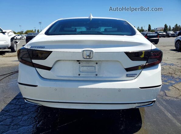1HGCV3F96JA005481 2018 HONDA ACCORD White Vista trasera