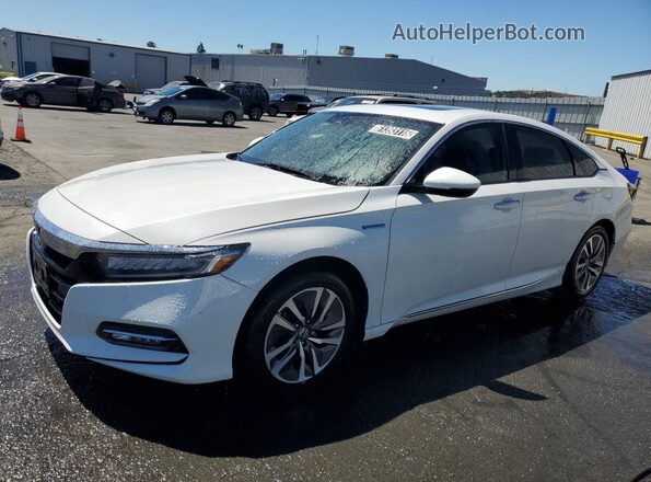 1HGCV3F96JA005481 2018 HONDA ACCORD White 
