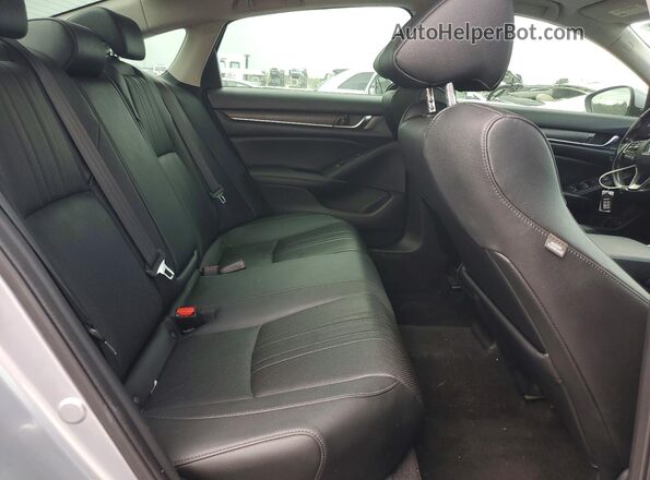 1HGCV3F97KA021156 2019 HONDA ACCORD Silver Vista de los asientos traseros