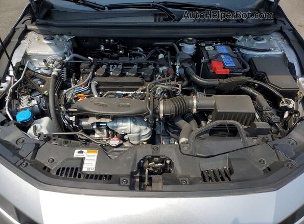 1HGCY1F22TA008010 2026 HONDA ACCORD Серебряный Вид задней части салона
