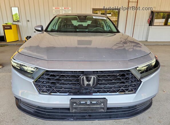 1HGCY1F29RA033222 2024 HONDA ACCORD Silver Вид спереду