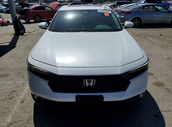 1HGCY1F34RA028776 2024 HONDA ACCORD White Вид спереду