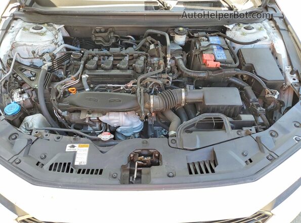 1HGCY1F34RA028776 2024 HONDA ACCORD White Вид задньої частини салону