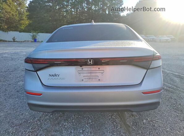 1HGCY1F34RA079808 2024 HONDA ACCORD Silver Widok z tyłu