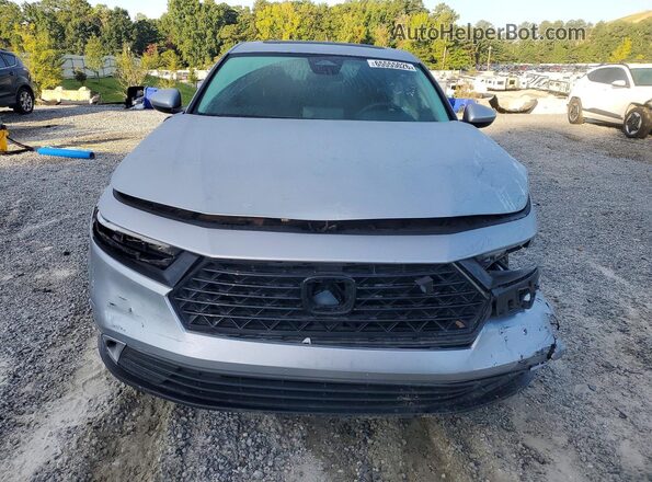 1HGCY1F34RA079808 2024 HONDA ACCORD Silver Widok z przodu