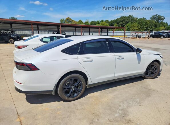 1HGCY1F44SA051408 2025 HONDA ACCORD White Задня права чверть