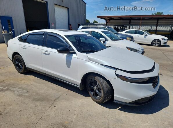 1HGCY1F44SA051408 2025 HONDA ACCORD White Передня права чверть