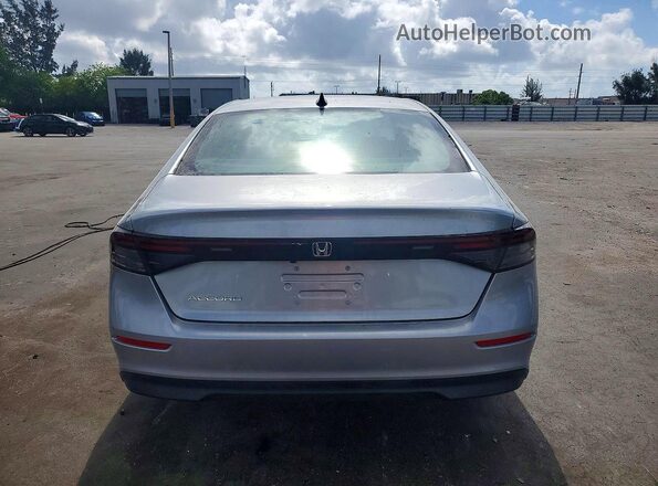 1HGCY1F45SA062613 2025 HONDA ACCORD Silver უკანა ხედი