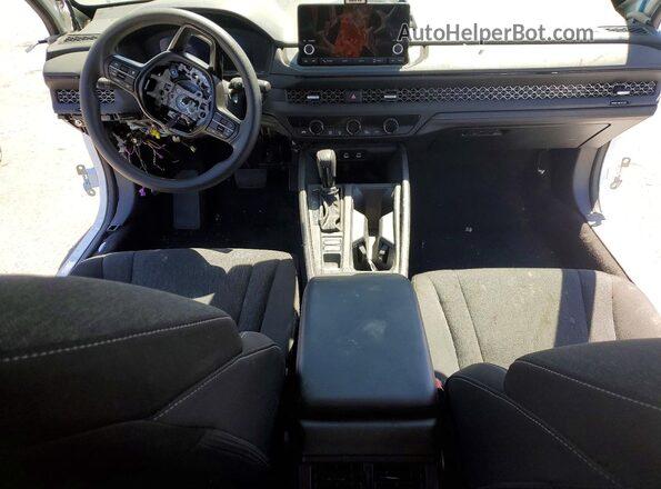 1HGCY1F49SA027167 2025 HONDA ACCORD Белый Вид панели приборов