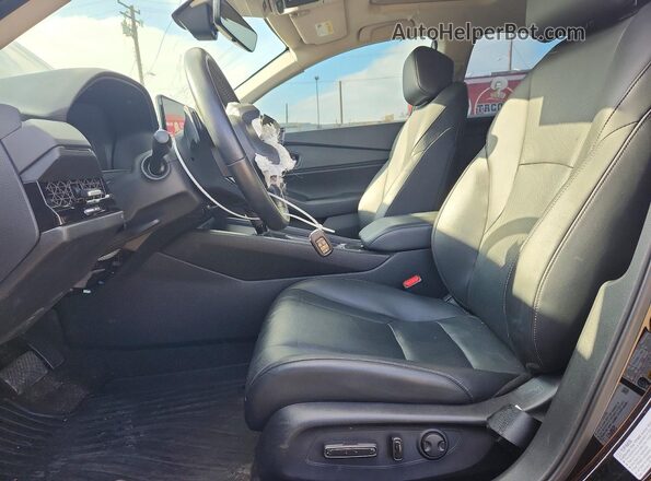 1HGCY2F66PA056673 2023 HONDA ACCORD Black Widok wnętrza z przodu