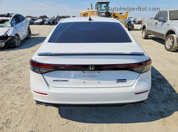 1HGCY2F78TA025430 2026 HONDA ACCORD White Rear view