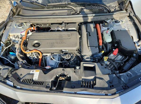 1HGCY2F80SA071924 2025 HONDA ACCORD Серебряный Вид задней части салона