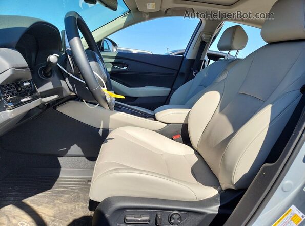 1HGCY2F81TA018215 2026 HONDA ACCORD Gray Вид салону спереду