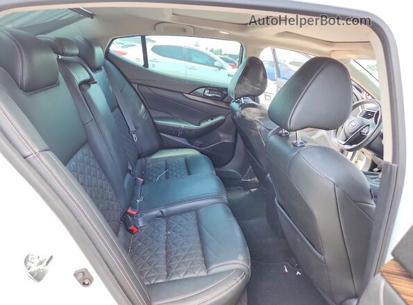 1N4AA6AP0HC454717 2017 NISSAN MAXIMA White Widok tylnych siedzeń