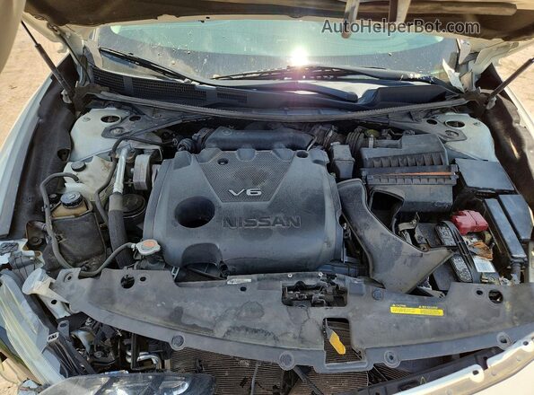 1N4AA6AP0HC454717 2017 NISSAN MAXIMA White Widok wnętrza z tyłu