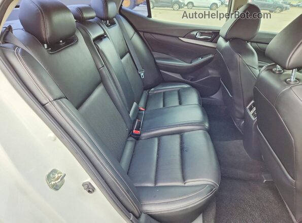 1N4AA6AP1GC380738 2016 NISSAN MAXIMA White Vista de los asientos traseros