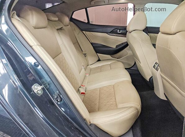 1N4AA6AP3HC426667 2017 NISSAN MAXIMA Black Widok tylnych siedzeń