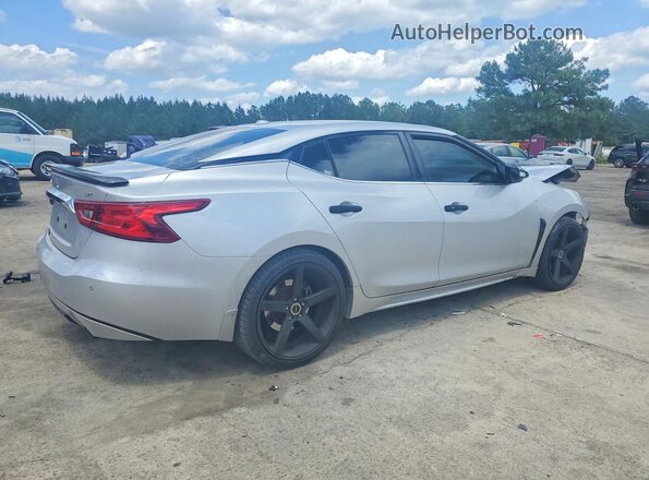 1N4AA6AP8GC409877 2016 NISSAN MAXIMA Серебряный Задняя правая четверть