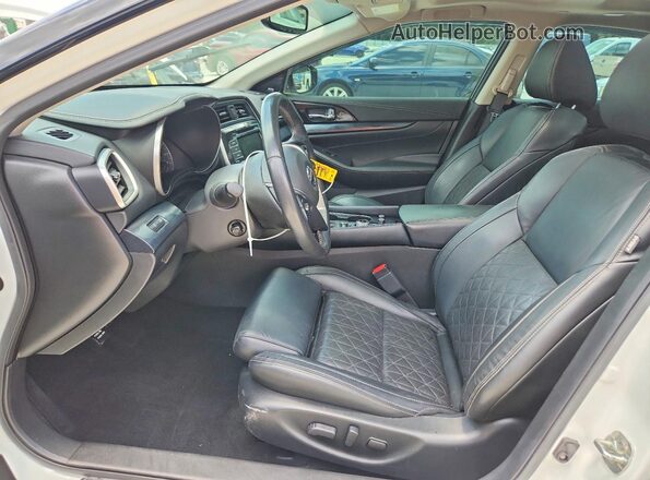 1N4AA6FV6MC508314 2021 NISSAN MAXIMA Белый Вид салона спереди