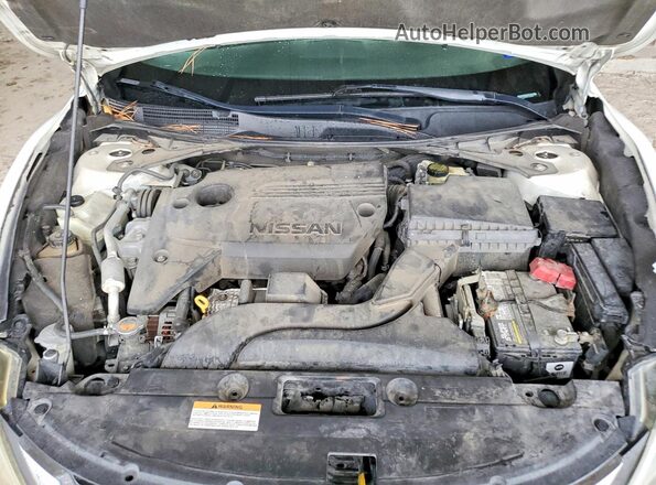 1N4AL3AP0GC129184 2016 NISSAN ALTIMA White Вид задньої частини салону