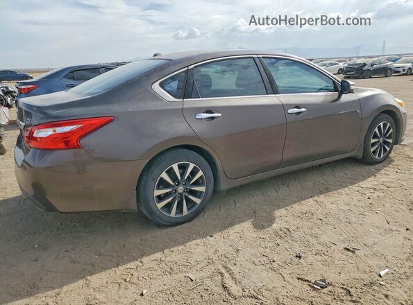 1N4AL3AP0GC130125 2016 NISSAN ALTIMA Brown Задня права чверть