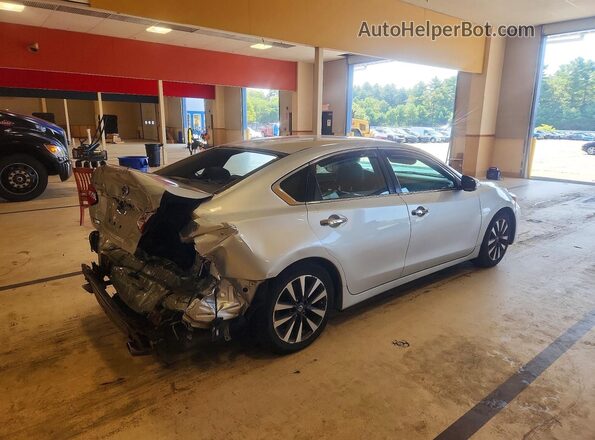 1N4AL3AP0HC200806 2017 NISSAN ALTIMA Silver Tył prawy