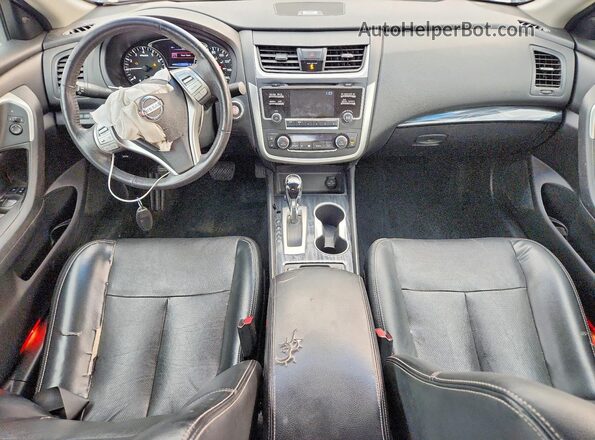 1N4AL3AP0HC250301 2017 NISSAN ALTIMA Silver Vista del salpicadero