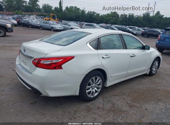 1N4AL3AP0HC261153 2017 NISSAN ALTIMA Белый Задняя правая четверть