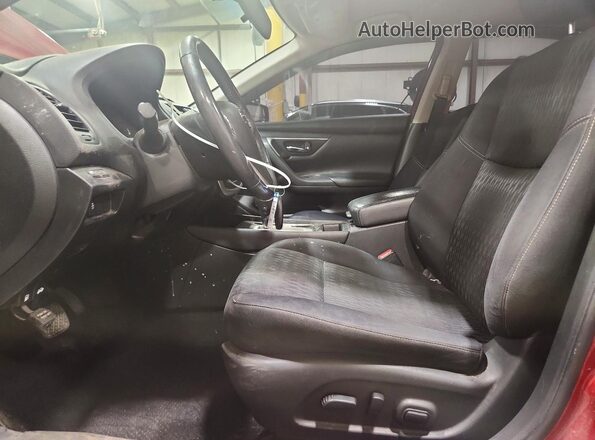 1N4AL3AP0HC270872 2017 NISSAN ALTIMA Red Вид салону спереду