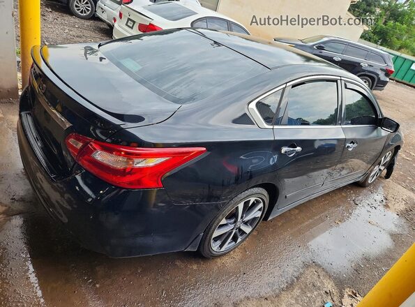 1N4AL3AP1GC180158 2016 NISSAN ALTIMA Черный Задняя правая четверть