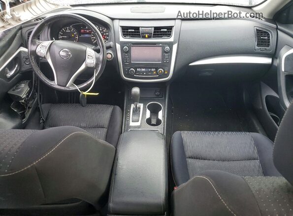 1N4AL3AP1HC109141 2017 NISSAN ALTIMA Серый Вид панели приборов