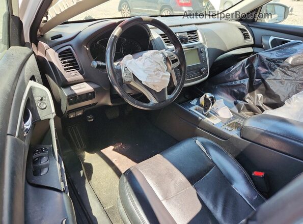 1N4AL3AP2HC132539 2017 NISSAN ALTIMA White Вид панелі приладів
