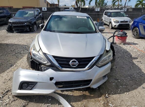 1N4AL3AP2JC176465 2018 NISSAN ALTIMA Silver Widok z przodu