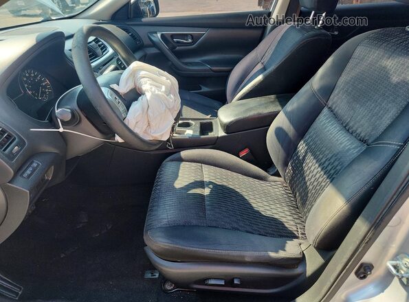 1N4AL3AP3GN374744 2016 NISSAN ALTIMA Серебряный Вид салона спереди