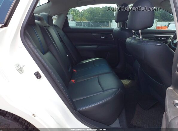 1N4AL3AP3JC134807 2018 NISSAN ALTIMA White Widok naklejki z numerem VIN