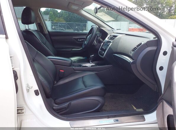 1N4AL3AP3JC134807 2018 NISSAN ALTIMA White Widok wnętrza z przodu